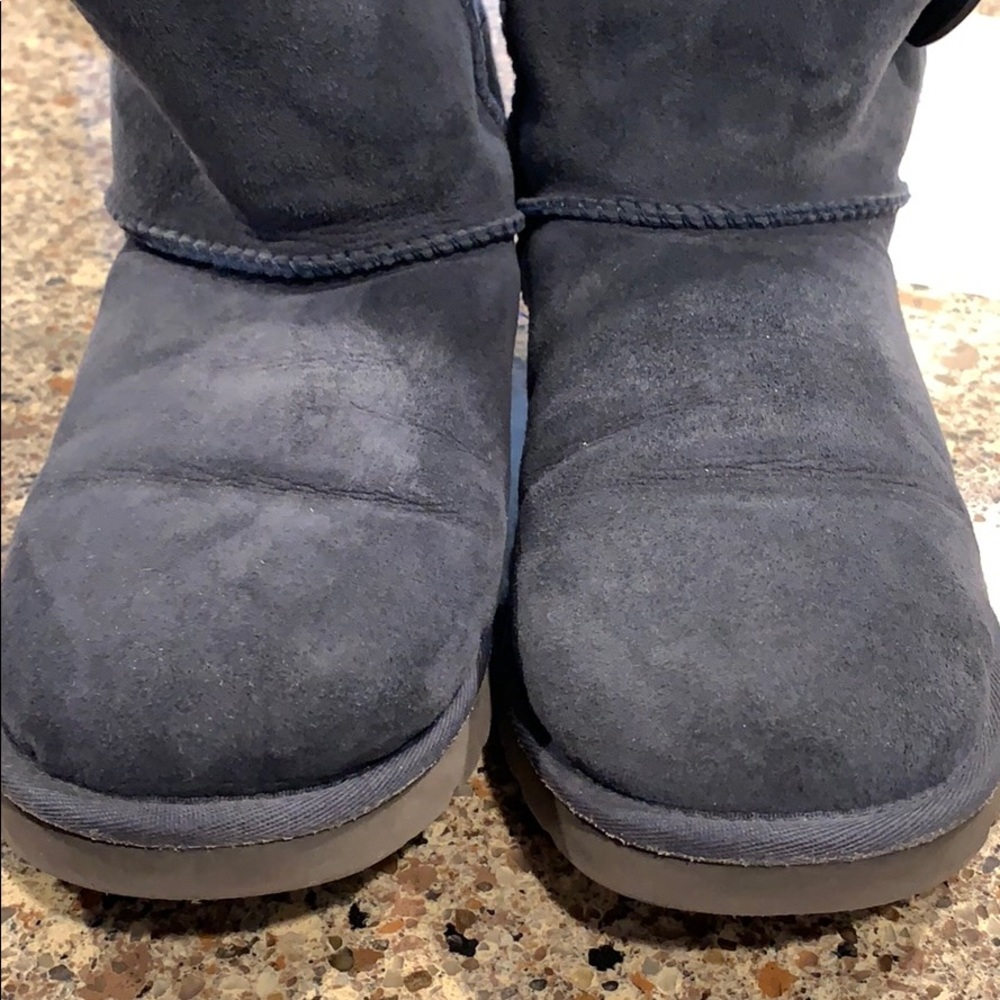 Women’s Bailey Button UGG Boots - Picture 5 of 8